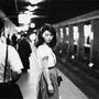 Ed van der Elsken, "Fille dans le métro", Tokyo, 1981 - Nederlands Fotomuseum Rotterdam. © Ed van der Elsken / Collection Stedelijk (...) 