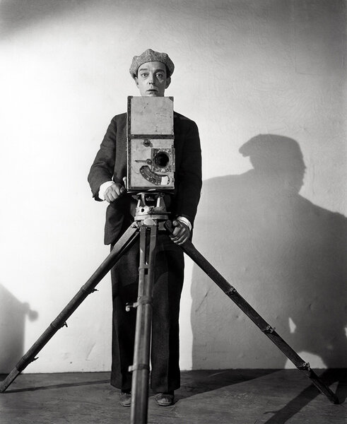 Buster Keaton dans "Le Cameraman", d'Edward Sedgwick, 1928 - Photo Clarence Sinclair Bull