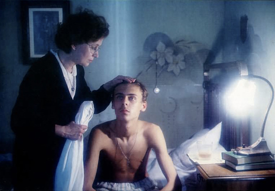 Krystyna Zachwatowicz et Piotr Wawrzynczak - <i>Kronika wypadków milosnych (Chronique des évènements amoureux)</i> d'Andrzej Wajda, 1985