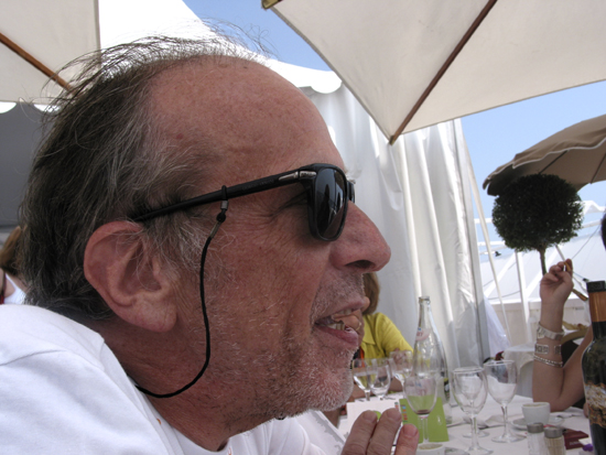 Renato Berta, AFC, membre du jury de la Caméra d'Or - lors d'un déjeuner FujiFilm à la terrasse de la Quinzaine des Réalisateurs<br class='manualbr' />(Photo JJ Bouhon)