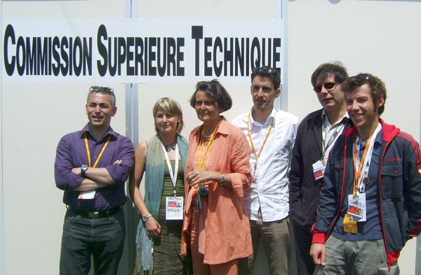 De gauche à droite: Thierry Perronnet, Gaëlle Trehony, Monique Koudrine, Nicolas Bérard, Eric Guichard et Fabien Fournillon