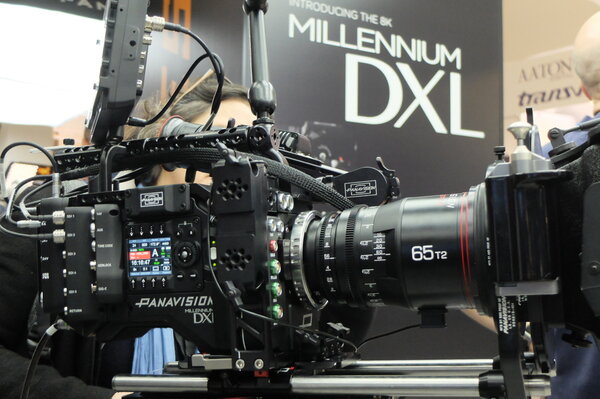 La nouvelle caméra Panavision Millennium DXL - Photo Jean-Noël Ferragut