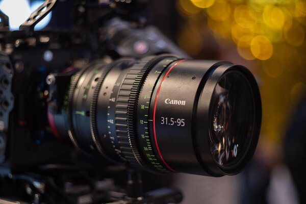 Zoom Canon CN-E 31,5-95 mm pour Super 35 mm - Photo Katarzyna Średnicka