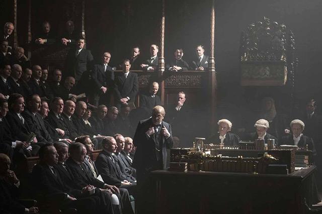 Interview with cinematographer Bruno Delbonnel, AFC, ASC, about his work on Joe Wright's film “Darkest Hour” “Smoke, Cognac, and Latex” by François Reumont on behalf of the AFC