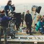 Sur le tournage de "Capitaine Conan", en 1996 - De g. à d. : Bertrand tavernier, casquette rouge, Alain Choquart, derrière la caméra, (...) 