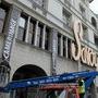 Camerimage s'installe sur la façade du Savoy, la boîte où les nuits festivalières se terminent - Photo JN Ferragut 