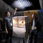 Patrice Millet présente un Louver 2x2 m sur le stand Maluna Lighting - © Nelly Flores - AFC 