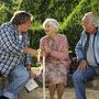 Gérard Depardieu, Gisèle Casadesus et Jean Becker - Sur le tournage de La Tête en friche - Photo Nathalie Eno 