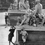 Place de la Concorde, Paris, pour "Jardin des Modes", 1958 - © Studio Frank Horvat, Boulogne-Billancourt 