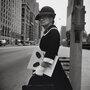 Vivian Maier, "Chicago, sans date" - Tirage argentique, 2020 © Estate of Vivian Maier, Courtesy of Maloof Collection and Howard (…) 