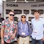 Monty Fisher, Jon Fauer et Foucauld Prové sur le stand Sigma - Photo Richard Andry 