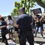 Les intermittents manifestent... - Photo Pauline Maillet 