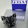 Objectif en coupe sur le stand Zeiss - Photo Pascale Marin 