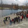 Sur les berges de la Brda, au pied de l'Opera Nova - Photo R Andry 