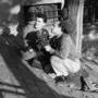 Charles Bitsch et Pierre Lhomme en 1954 sur le tournage de "Paris mon copain" - Archives famille Charles Bitsch 