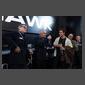 Peter Märtin, Alexander Bscheidl et un festivalier sur le stand Hawk-Vantage