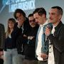 Simon Noizat, à droite, Prix de la photograpihe en main - Photo Pauline Maillet pour Nikon 