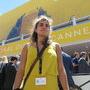 Festivalière en jaune - Photo Muriel Damain 