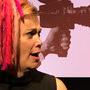 Lana Wachowski sur fond d'affiche de Camerimage - Photo Patrice Barrat 