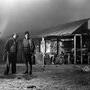 Raymond Aimos et Jean Gabin dans "Le Quai des brumes" 