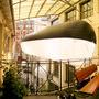 Le ballon éclairant Hybrid 16.80 d'Airstar vu du pallier du 1er étage de La fémis - Photo AFC Nelly Florès 
