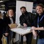 Isabelle Razavet, Lucie Baudinaud, David Quesemand et Aymerick Pilarski sur le stand FALC - Photo Jean-Noël Ferragut 
