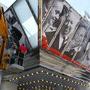 Habillage photographique à l'entrée du casino - Photo JN Ferragut - AFC 