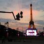 Installation au-dessus de la Fan Zone 