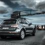 Mini Russian Arm sur la publicité Nissan 