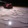 Mise en place et câblage des LEDs sur le panneau de fond de la photo "Gold rush" - Photo François Reumont 
