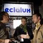 Frédéric-Gérard Kaczek et deux visiteurs sur le stand Eclalux - Photo Tristan Happel / AFC - Micro Salon 2014 
