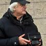 Bertrand Tavernier sur le tournage de "Quai d'Orsay", en 2012 - Photo Etienne George 