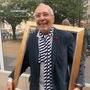 Armand Barbault prend la pose pour Jacqueline Gamard (en arrière-plan), en 2014 - Photo Jacqueline Gamard 