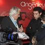 Jean-Yves Le Poulain, Angénieux, et des visiteurs - Photo Philippe Brelot © AFC 