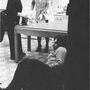Tournage de "Jeanne Dielman...", avec Delphine Seyrig - Collections CINEMATEK - © Fondation Chantal Akerman 