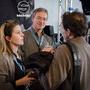 Séverine Druart et Stuart Harvey sur le stand Vitec Videocom - Photo Tristan Happel / AFC - Micro Salon 2014 