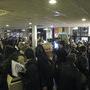 Visiteurs en nombre raisonnable au niveau du rez-de-chaussée - Photo Vincent Jeannot - AFC 