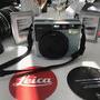 L'appareil Leica instantané - Photo Rémy Chevrin 