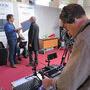 Pierre Michoud et le Cantar-X3 ; en arrière-plan, Marc Galerne et Rémy Chevrin - Photo Eric Guichard 