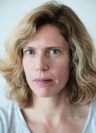 Claire Mathon