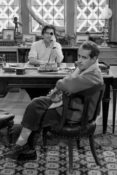 Alain Levent et Edouard Molinaro - sur le tournage d'<i>Un métier de seigneur</i> en 1986<br class='manualbr' />© Photo Marc Salomon