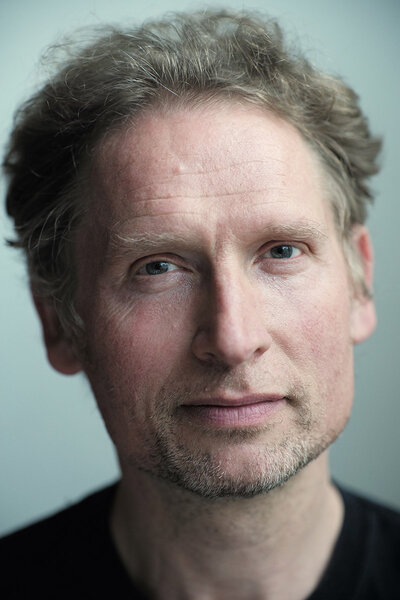 Guillaume Deffontaines - Leica M, Summicron-C 100 mm - Photo Ariane Damain Vergallo