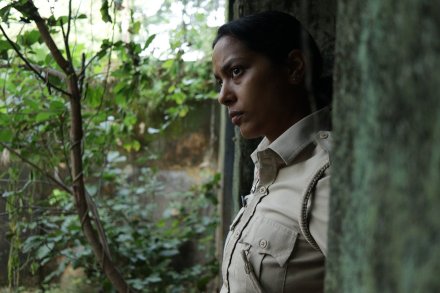 Lennert Hillege, NSC, et la réalisatrice Sandhya Suri répondent au public après la projection de "Santosh" "Le mâle, probablement", par François Reumont