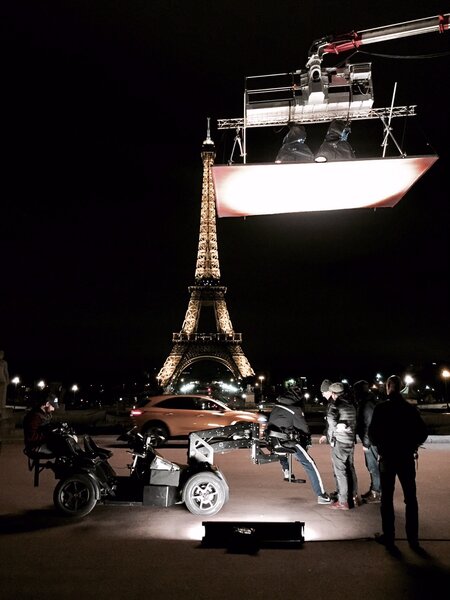 Tournage sur le toit-parking à Paris