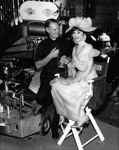 Harry Stradling and Audrey Hepburn on the set of “My Fair Lady”, in 1964 - DR