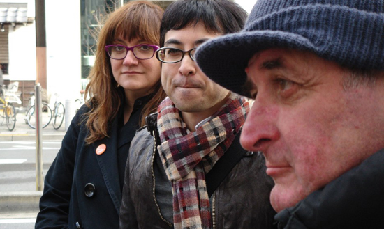 Isabel Coixet, à gauche, et Jean-Claude Larrieu, à droite - sur le tournage de <i>Map of The Sounds of Tokyo</i>