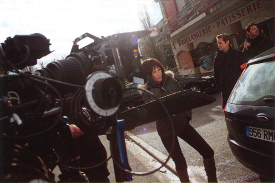 Scène d'extérieur jour - Tournage des <i>Bleus</i> de Josée Dayan, photographié par Myriam Vinocour - Photo Alberto Bocos