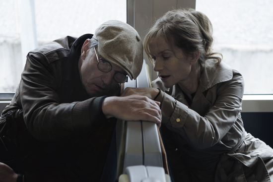 Benoît Jacquot et Isabelle Huppert - Photo Jérôme Prébois<br class='manualbr' />© 2008 Rectangle Productions - Europacorp - Point Prod - France 2 Cinéma - TSR