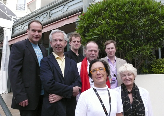Le jury CST du Prix Vulcain de l'Artiste-Technicien - De gauche à droite : Philippe Parain, Antoine Virenque, Raphaël Rueb, Hevé Bernard, Moira Tulloch, ange gardien du jury, Julian Pinn et Marie-Françoise Rivet, présidente<br class='manualbr' />Photo Jean-Noël Ferragut