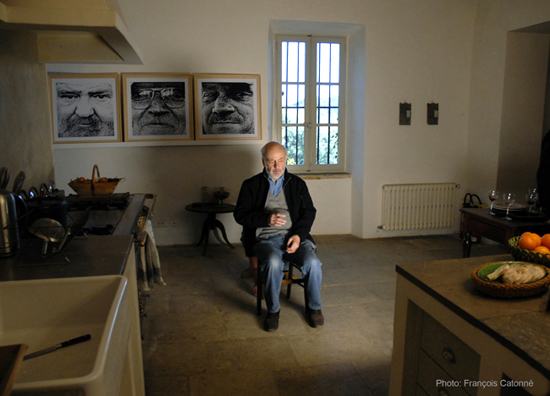 Bertrand Blier en doublure lumière d'Anne Alvaro - Photo François Catonné
